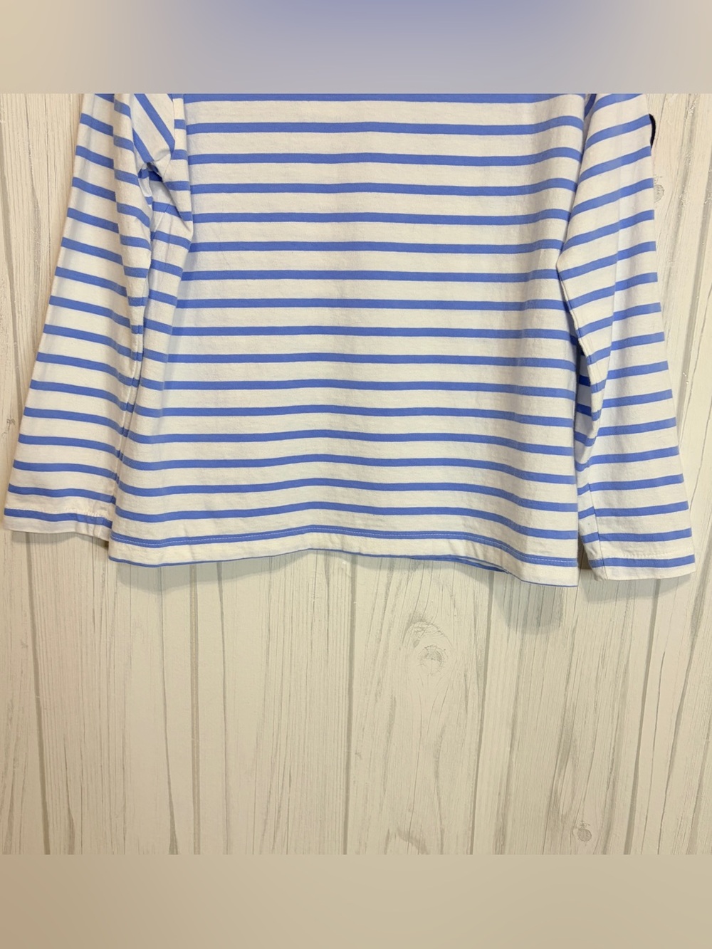 GIRLS VINEYARD VINES Flashy Whale Rainbow Striped Long-Sleeve Tee, Small - Picture 7 of 10